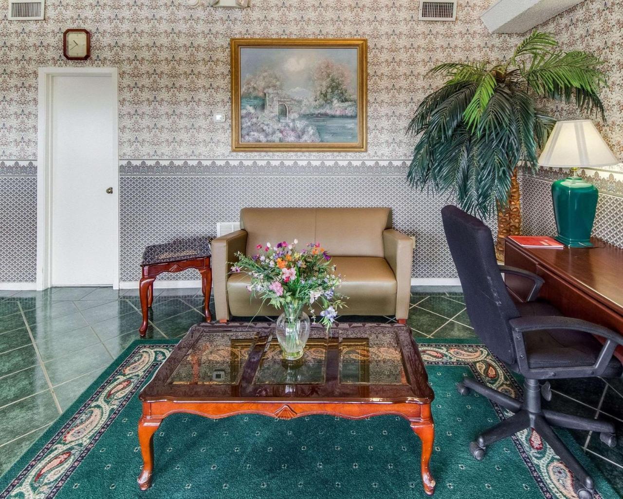 Econo Lodge Falfurrias Hwy 281 Екстериор снимка