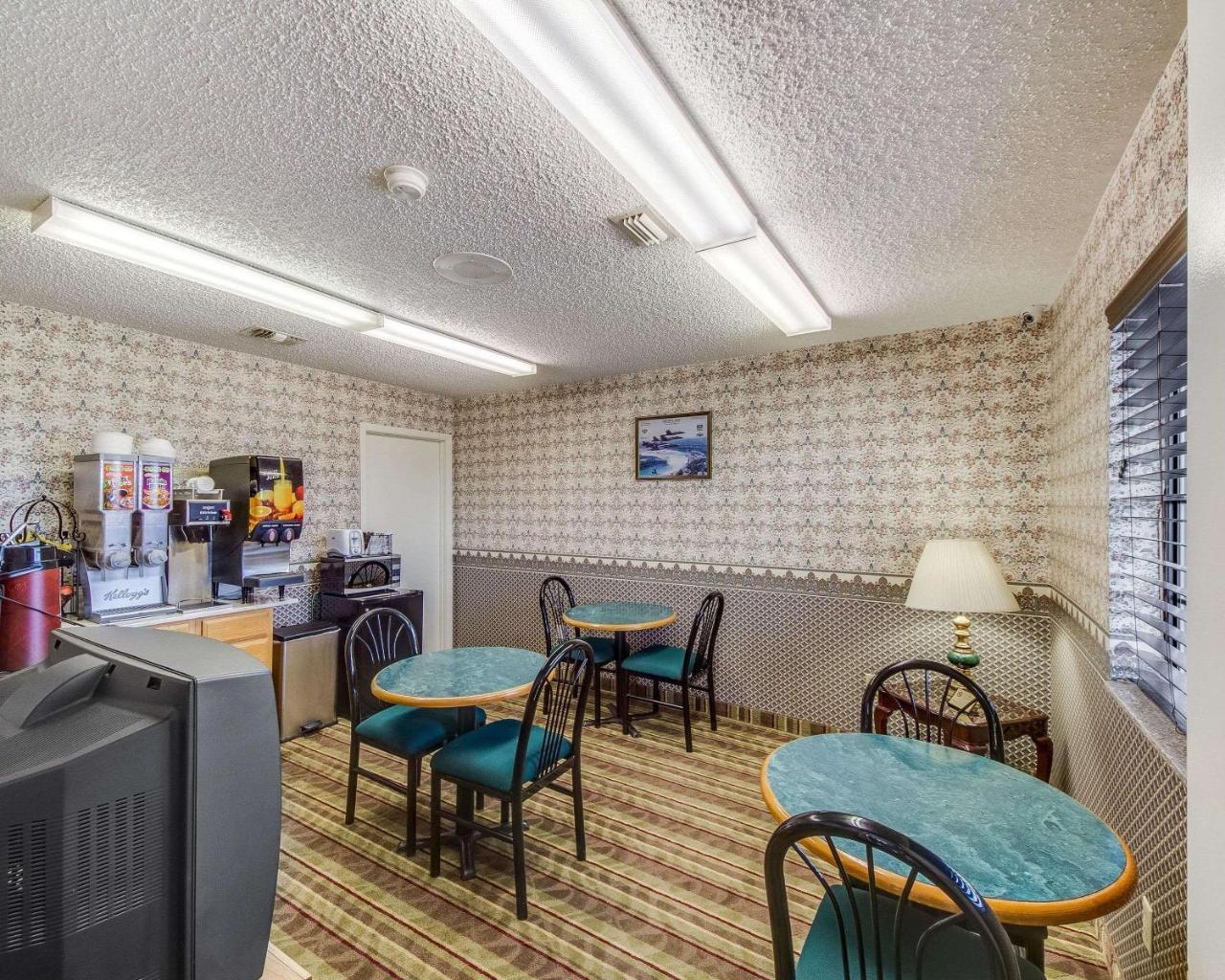 Econo Lodge Falfurrias Hwy 281 Екстериор снимка